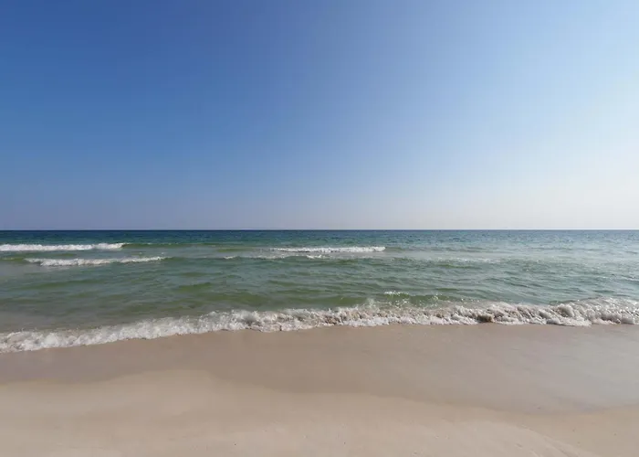Right Across From The With A Balcony W&d Ac & Pool Access Holiday home Gulf Shores